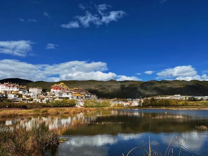 丽江旅行玉龙雪山视频,丽江云端旅游