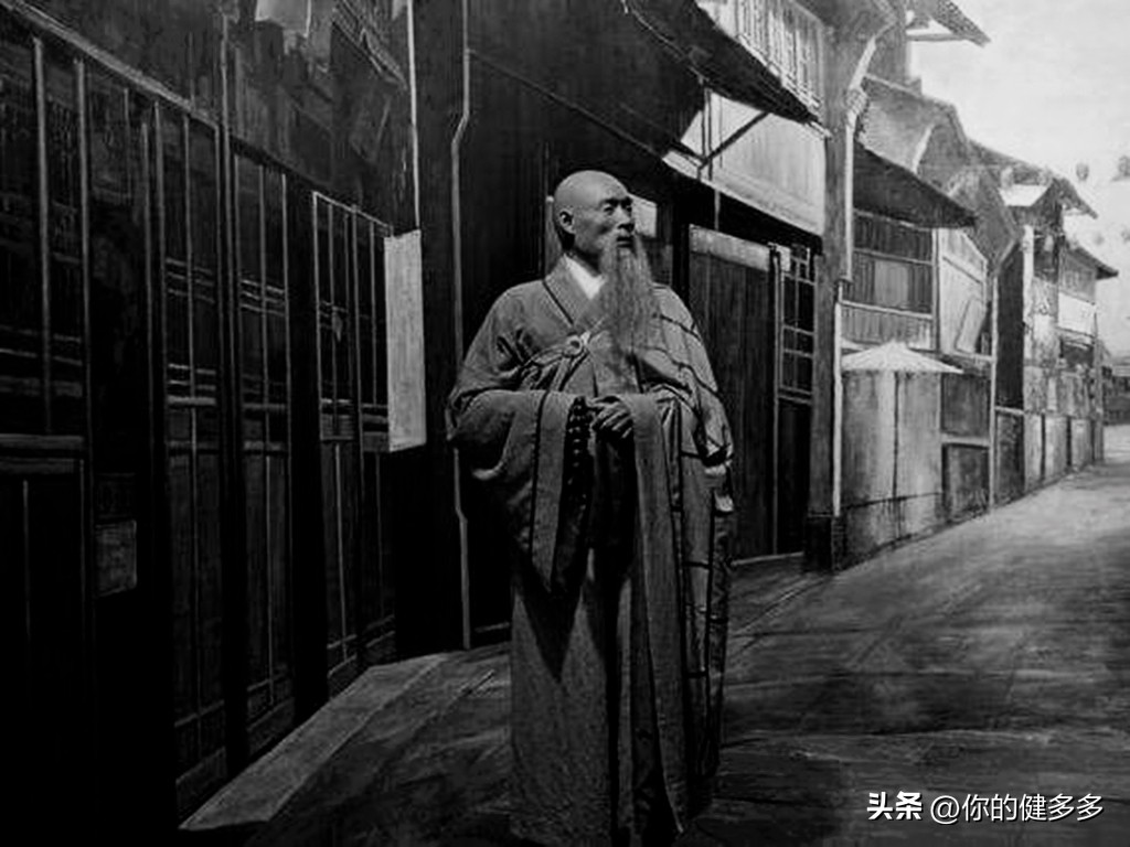 民间故事男子守灵躲过一劫,民间真实故事和尚丢银子