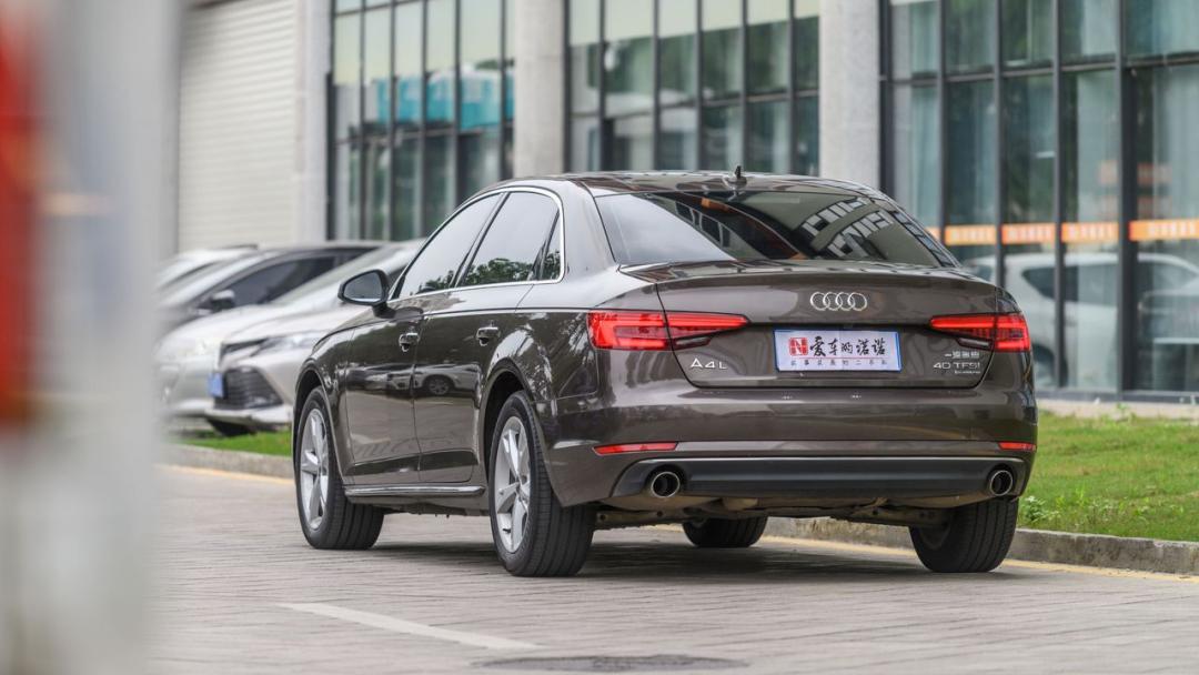 奥迪a4l优惠完还有多少浮动的空间,好车不贵经济实惠19年奥迪a4l