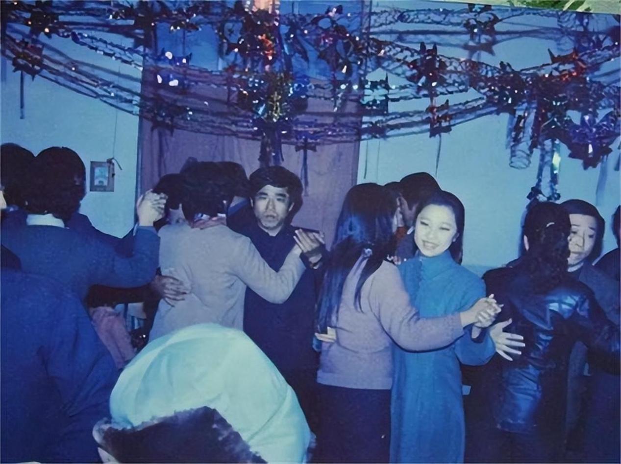 80年代“聚众淫乱”大案:女子与130多人发生关系,最后被判死刑