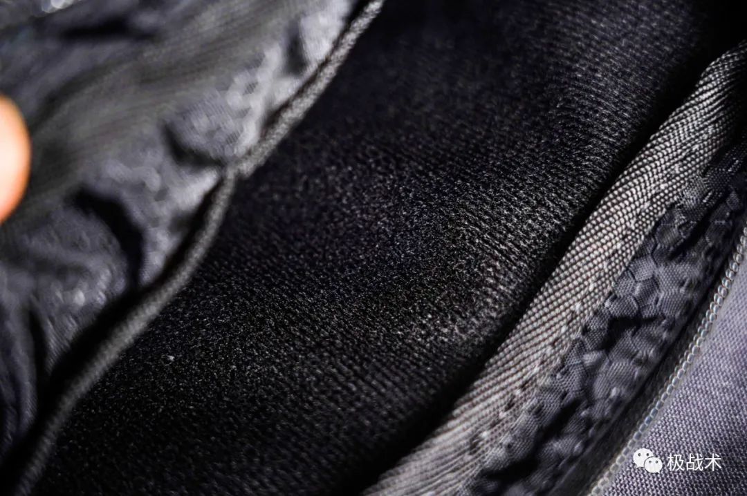 泰酷辣！机能与战术的结合，奈特科尔-SLB05机能通勤挎包丨评测