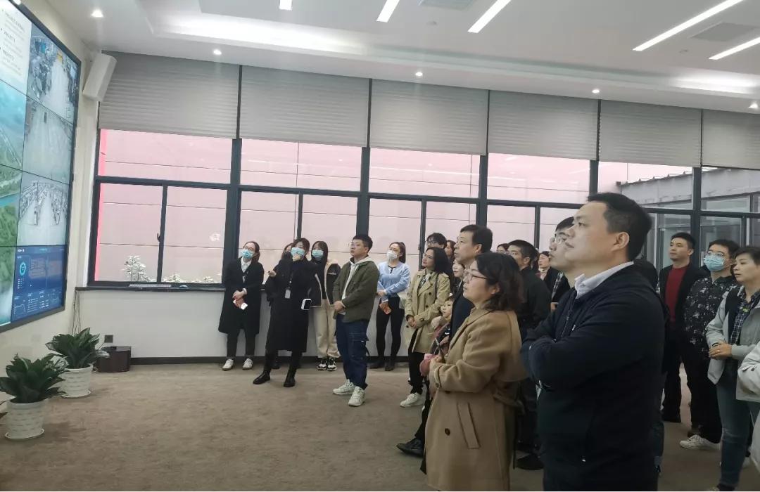 绉诲姩璇惧爞璇剧▼,绉诲姩绠＄悊鍩硅