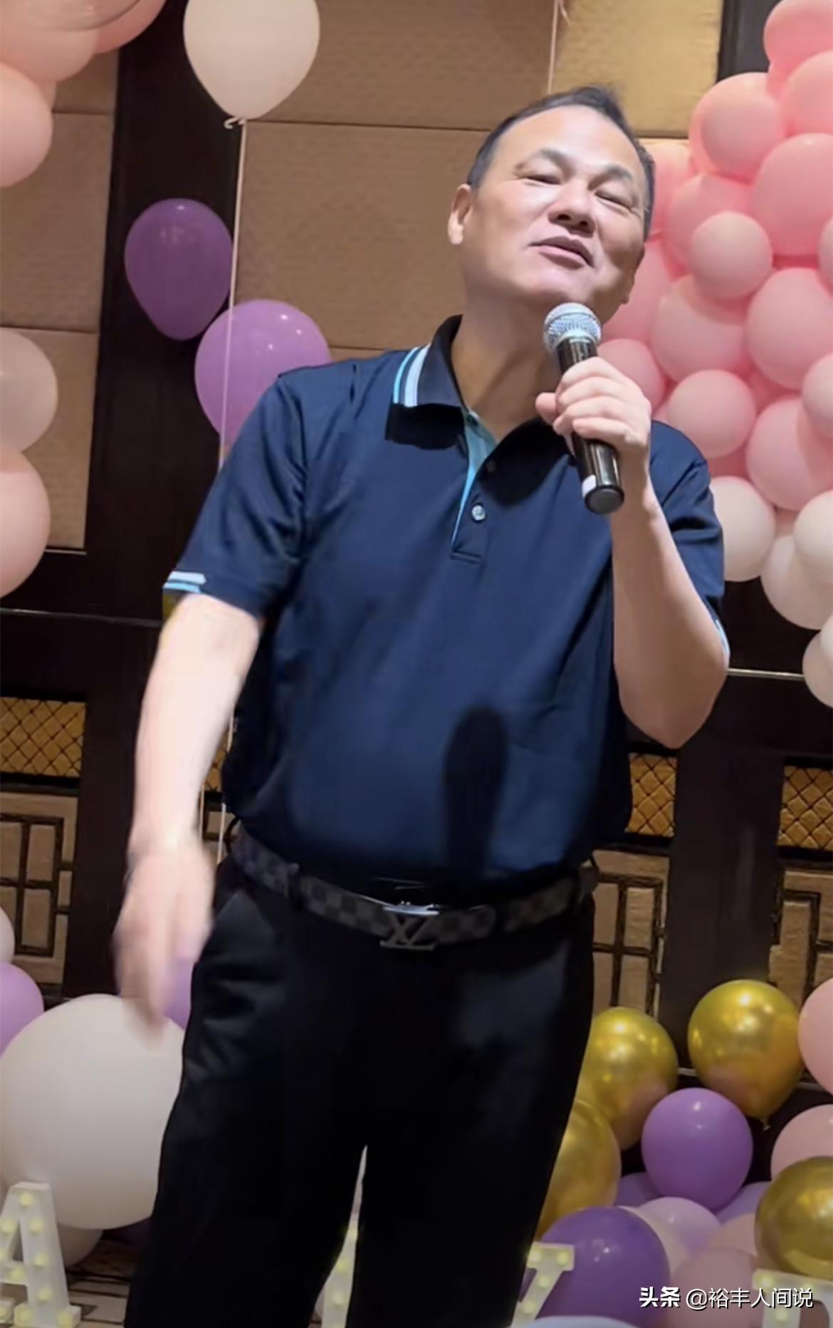 歌手张行一生结过几次婚,张行独唱音乐会