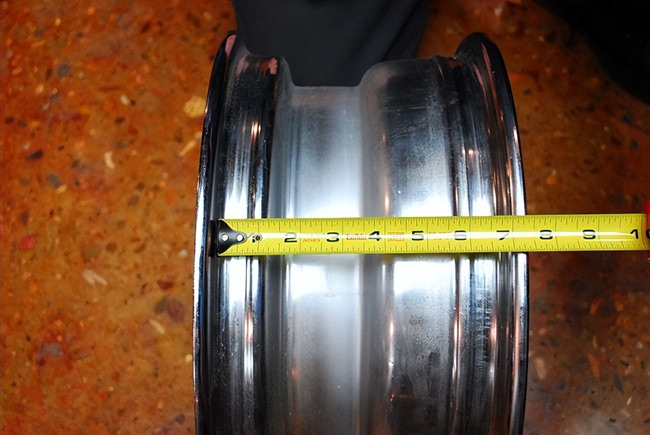 改装大尺寸轮毂需要注意什么,改装轮毂怎么避坑