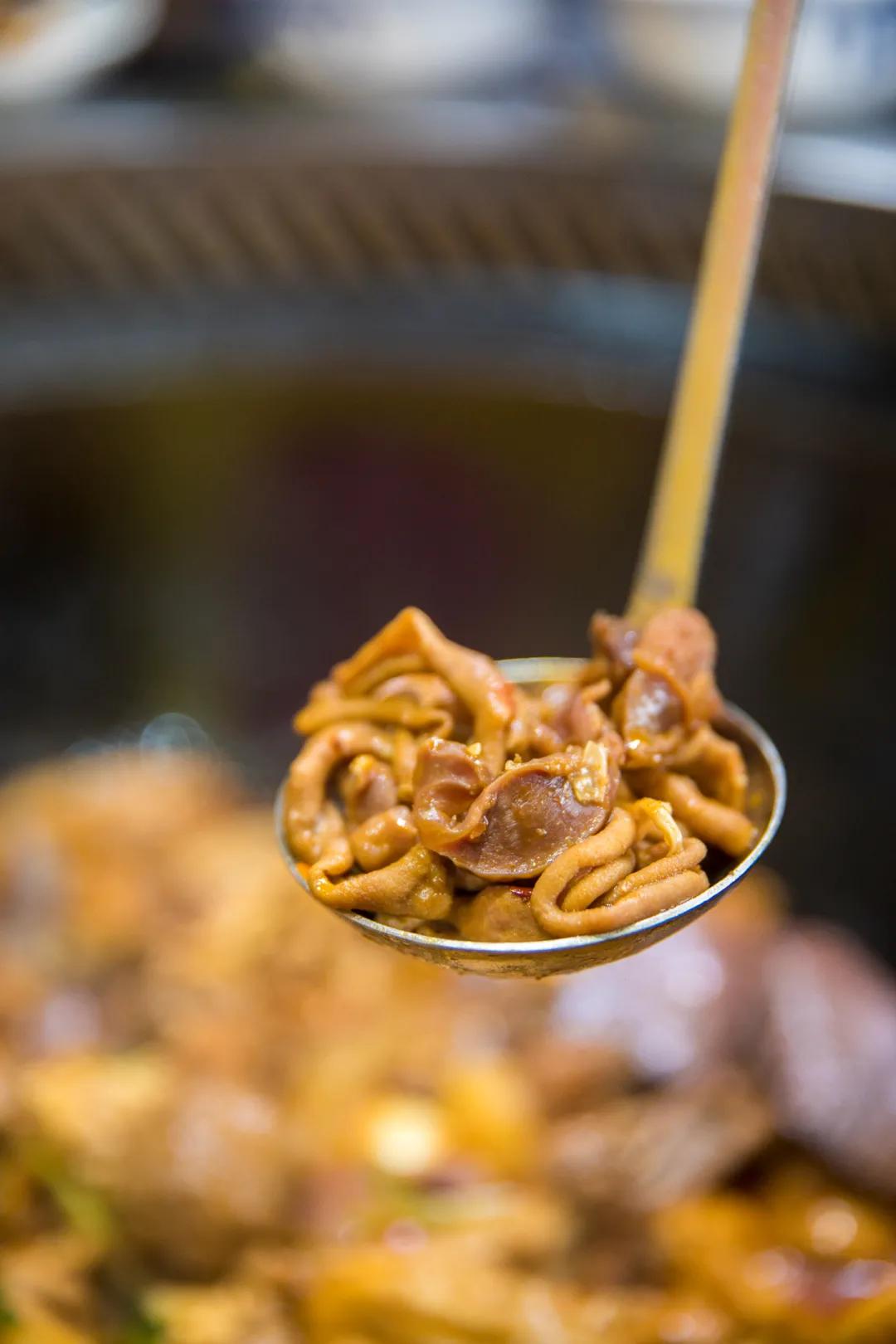 特色农家铁锅炖4-5人餐,福建泉州东北农家铁锅炖