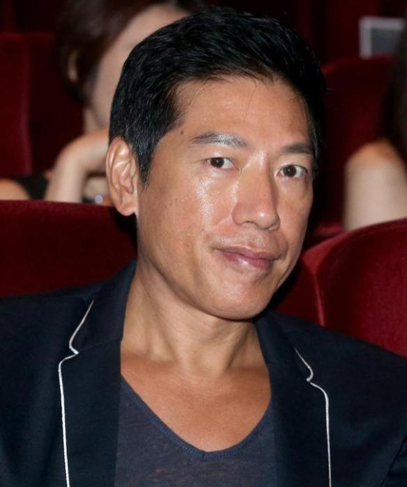 张耀扬“毁灭”史：从“文艺男神”到沦为阶下囚，他经历了什么?