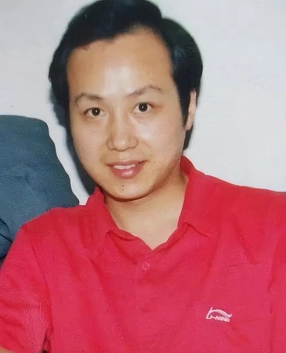 罗京去世后他妻子怎么样了,罗京去世后的照片