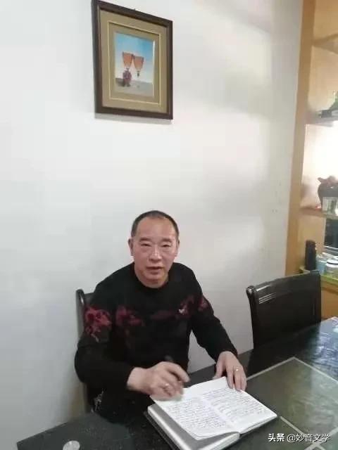 赞美丝瓜七律诗,赞丝瓜诗七绝