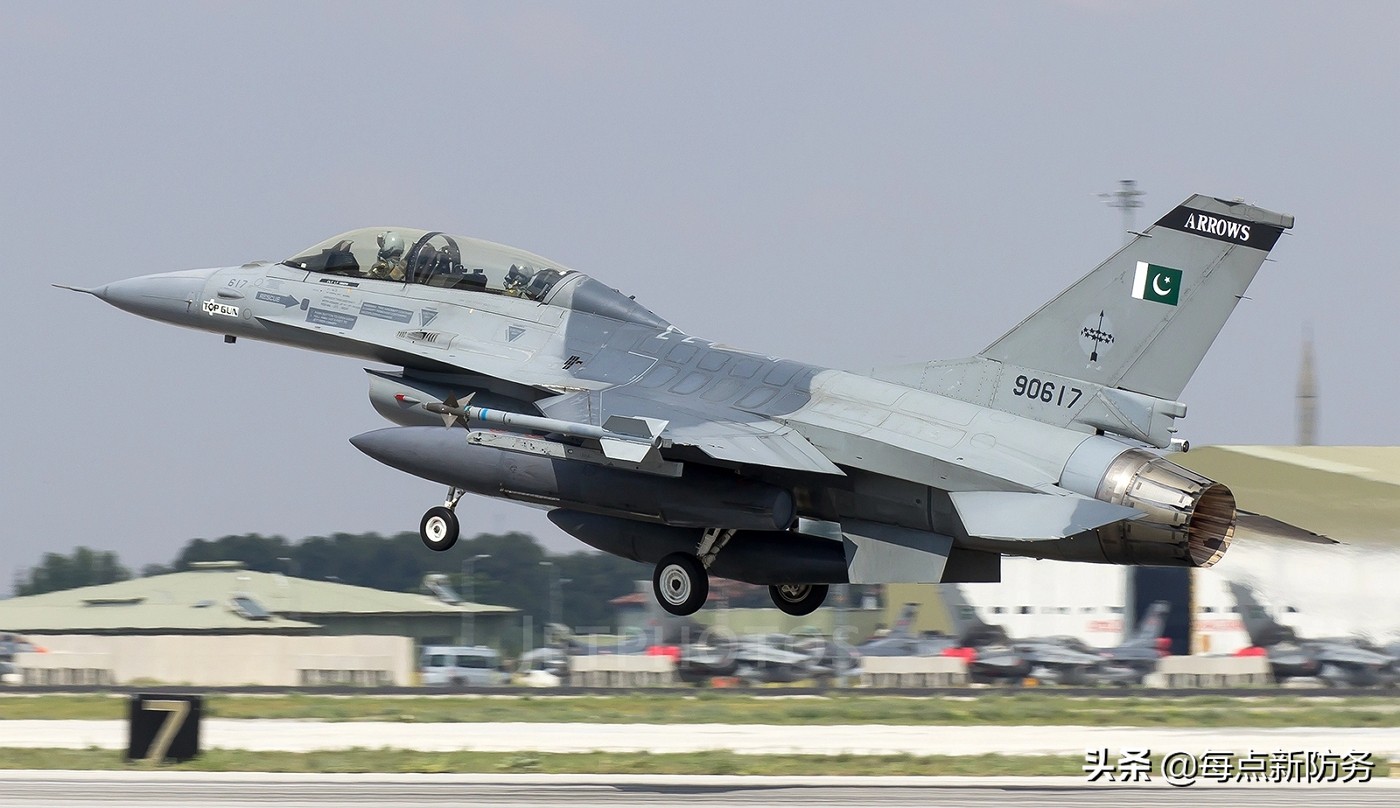 巴基斯坦歼10c战机,巴铁订购多少架歼10