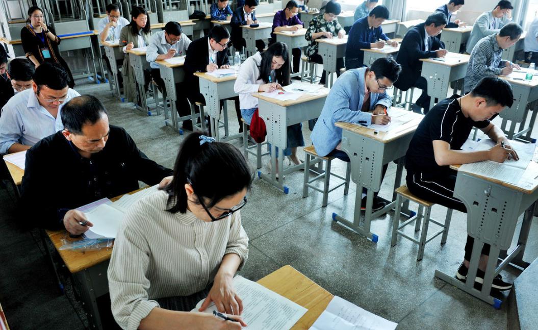 考研二战后怎样备考,考研二战失败继续三战还是规培