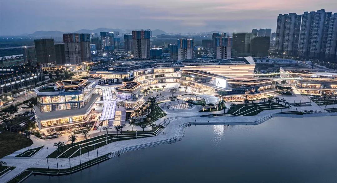 珠海金湾华发商都,珠海金湾华发商都中心湖