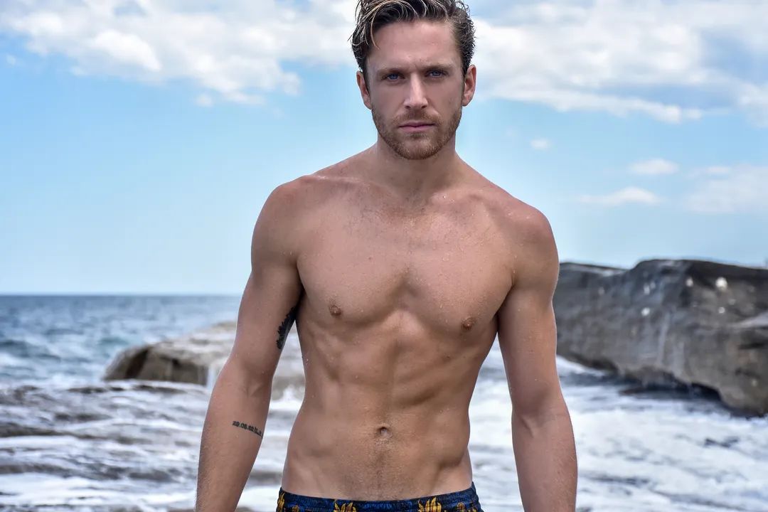 澳大利亚男模罗杰斯是麻辣鸡的粉丝，这算不算变相出柜了？