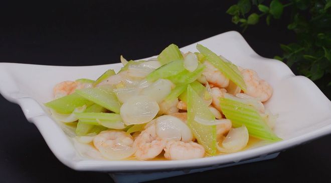 秋季九种食物多吃可以润肺清热,秋天少吃哪些凉性食物