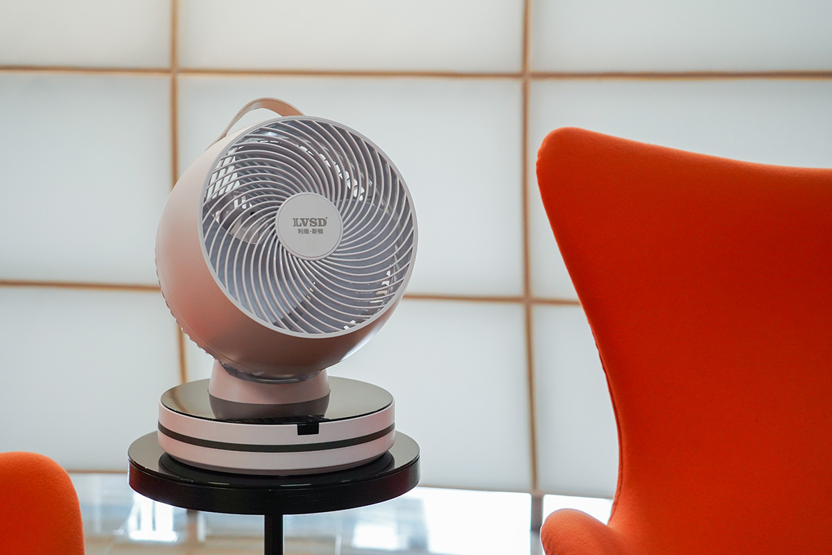 利维斯顿静音系统门窗,利维斯顿电暖器测评