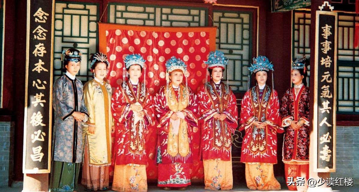 红楼梦写了哪四大家族的兴衰史,红楼梦中四大家族被抄家原因