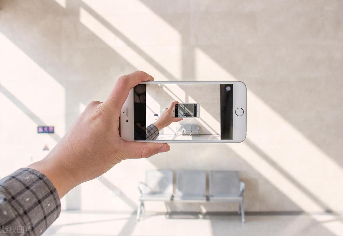 iphone手机拍照软件哪个效果好,iphone手机的拍照功能