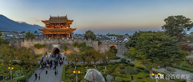 夏天情侣旅游城市推荐,夏天旅游城市排行榜