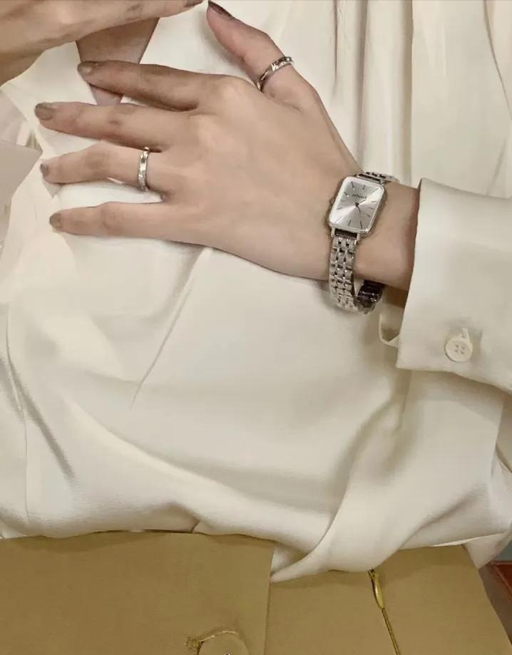 情人节送什么给女朋友创意礼物,比较实用的情人节礼物送女朋友