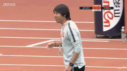 就是带走十个李铁，也解决不了中国足球现有的问题