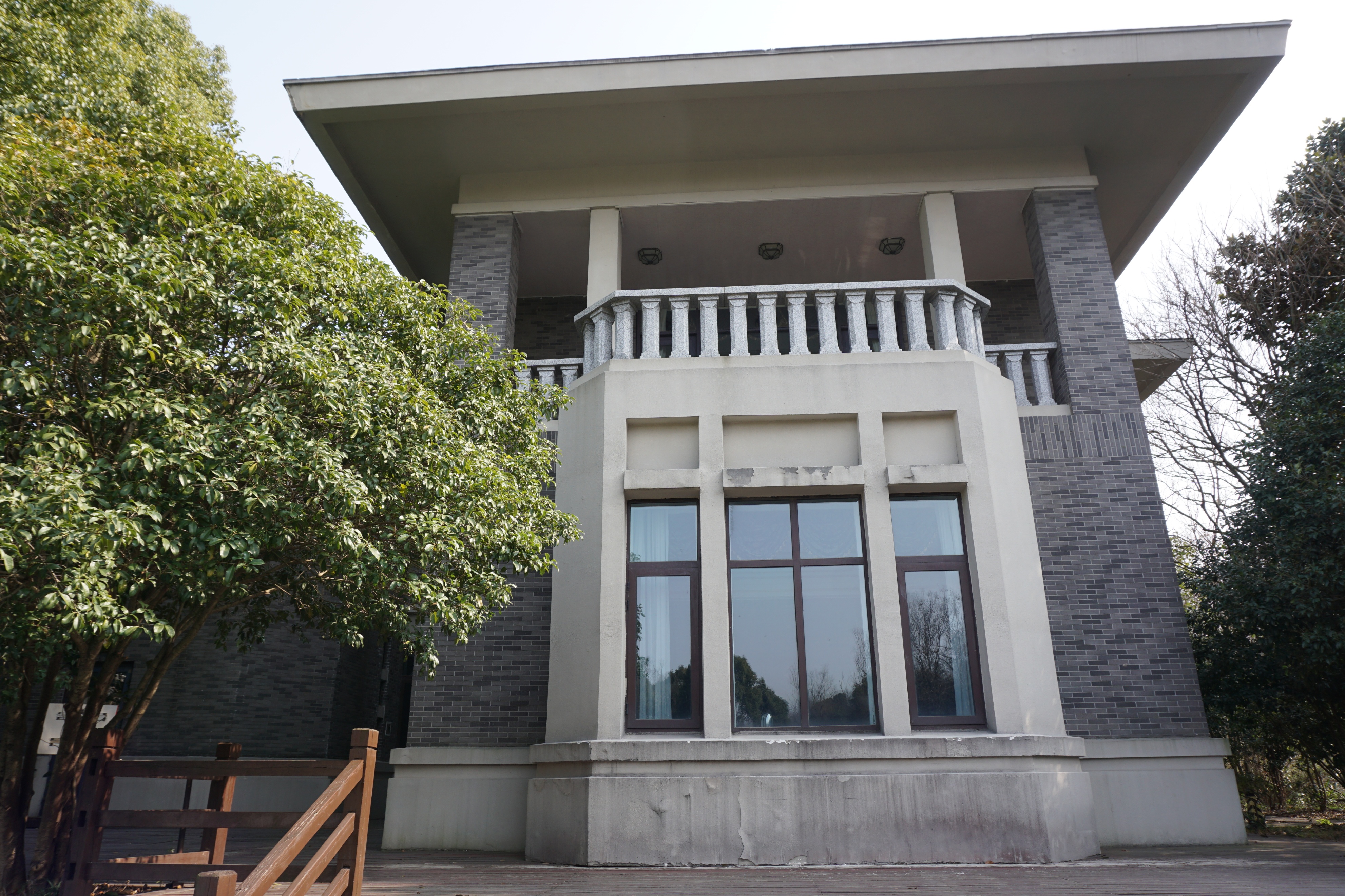 南京人看杭州,南京紫金山庄在哪里