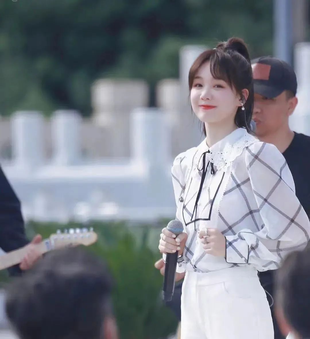 钟楚曦综艺甜蜜,钟楚曦综艺和男生互动