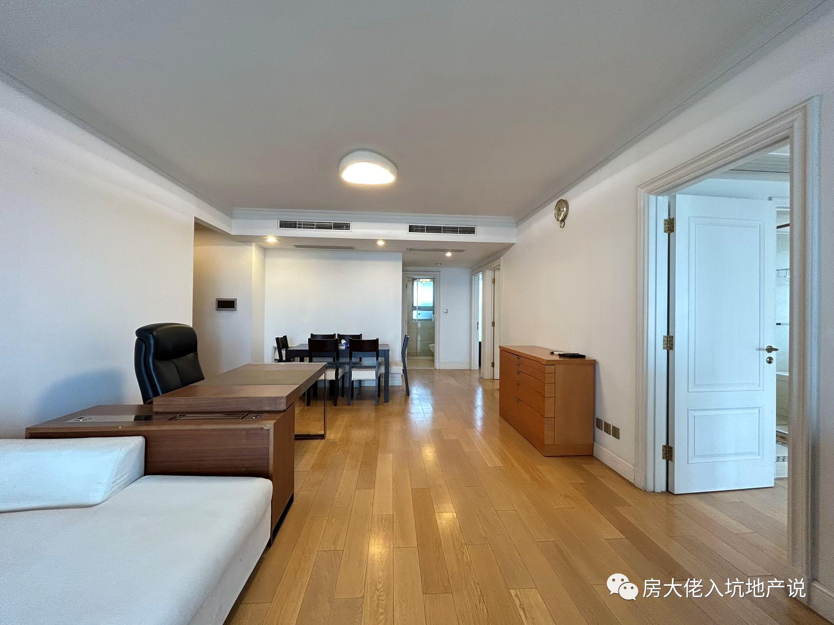 融创滨江壹号院平层江景房还卖吗 (中山南一路500弄 融创滨江壹号院)