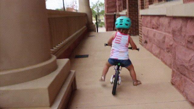 给孩子选哪个牌子的平衡车,3岁平价儿童平衡车怎么选