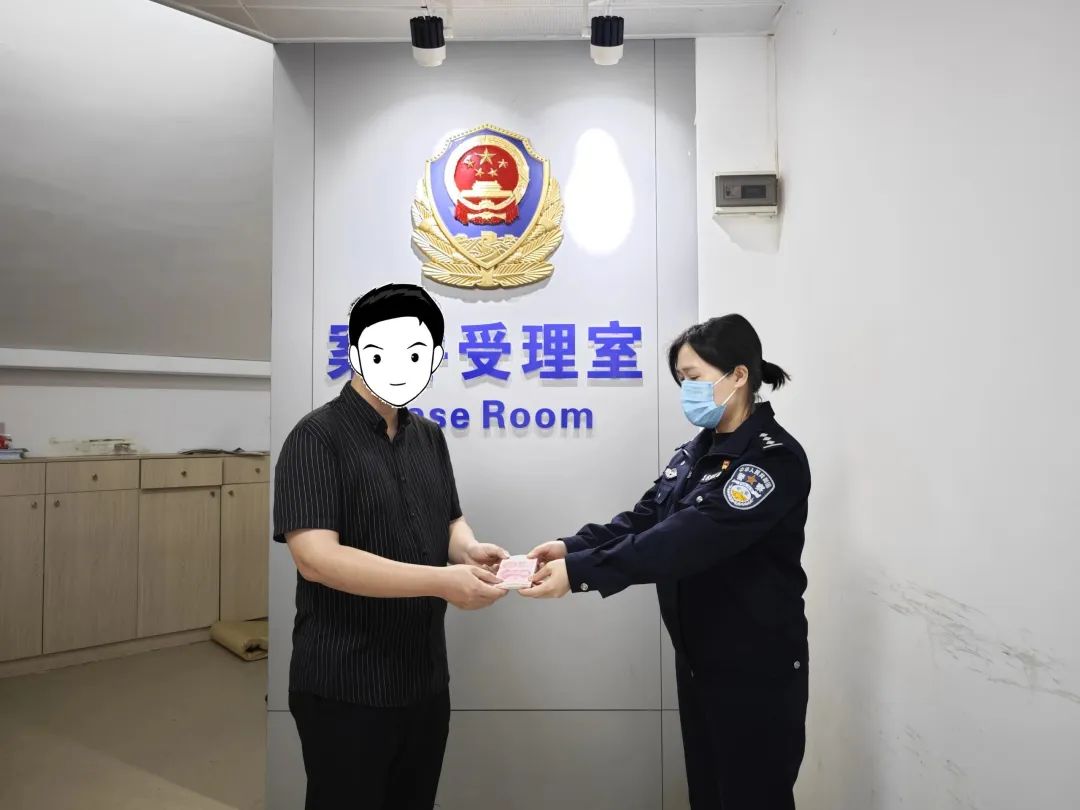 网购被骗四千元民警千里抓捕嫌犯,男子花170万找网友买货被骗