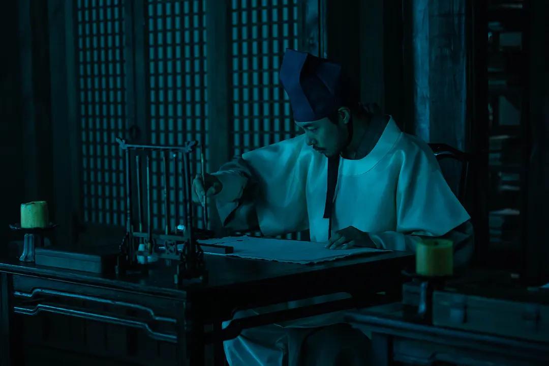 电影夜枭经典片段,一口气讲完一部电影夜枭