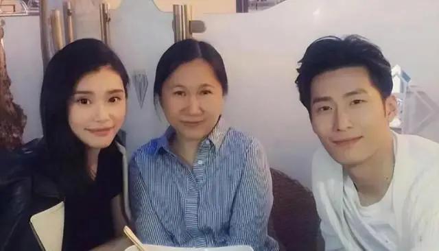 窦骁洗头工,窦骁成为赌王千金