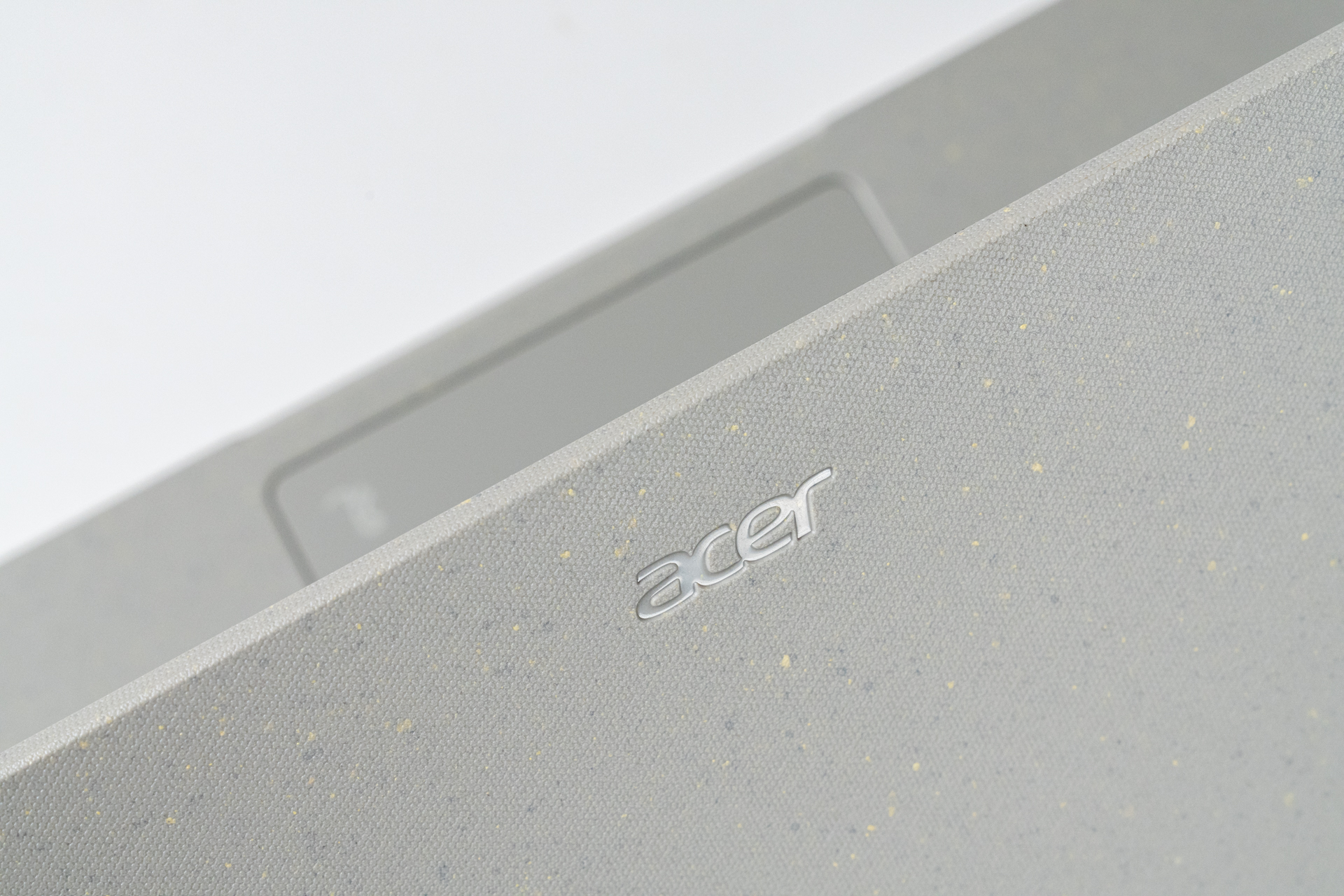 如此实用，环保“本”该如此：宏碁·未来蜂鸟轻薄环保电脑