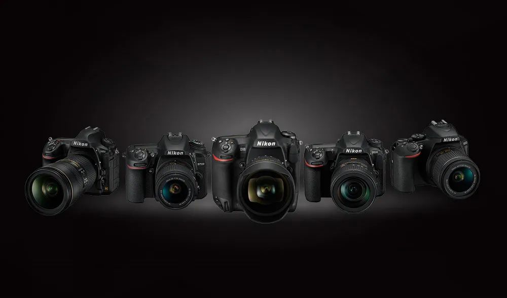 尼康单反相机入门教程d7000,尼康全画幅单反相机哪款好性价比