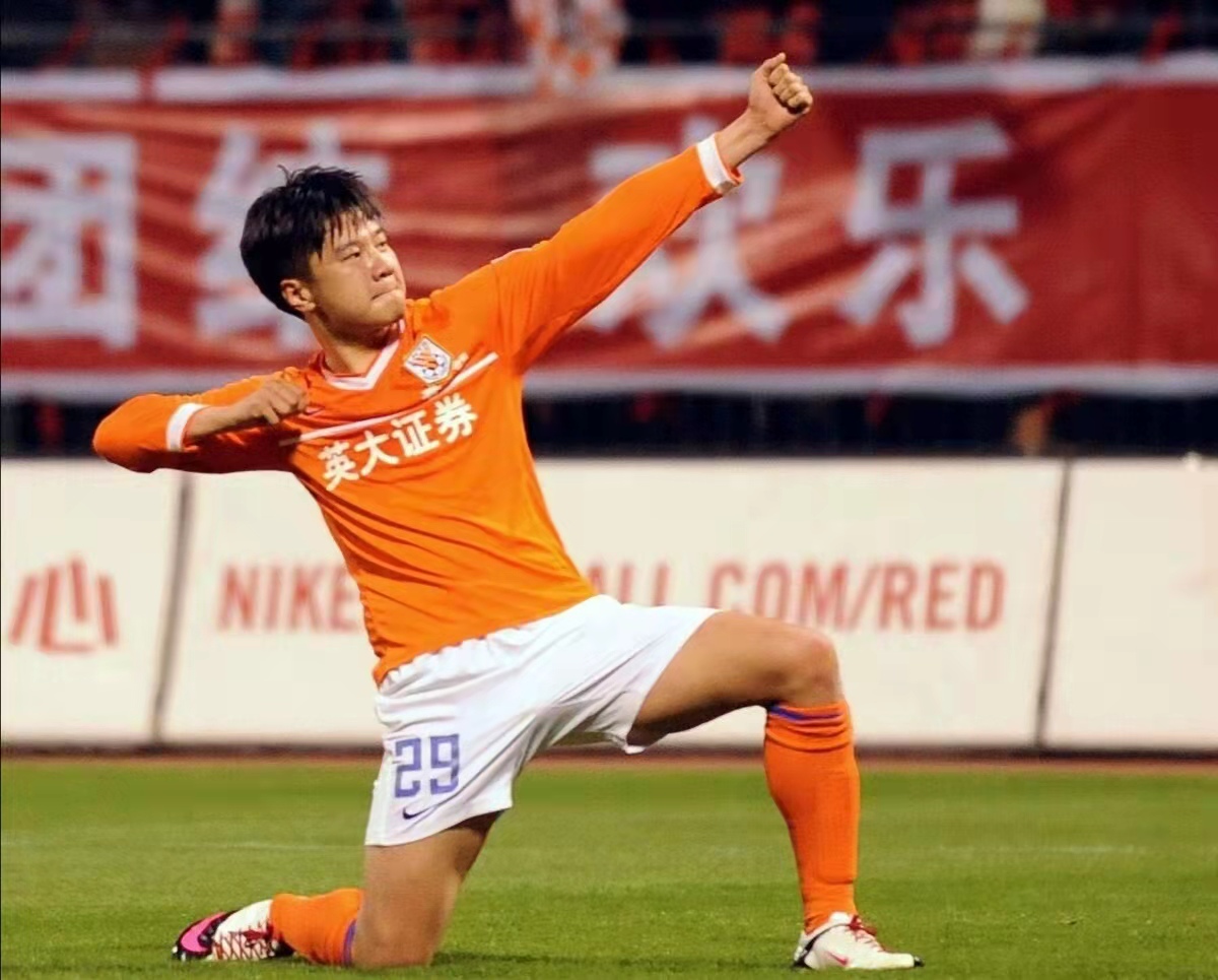 李金羽健力宝生涯,健力宝足球队李金羽为何退役