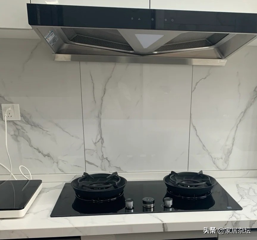 油烟机侧吸和顶吸哪个好怎么选,油烟机侧吸还是顶吸怎么选