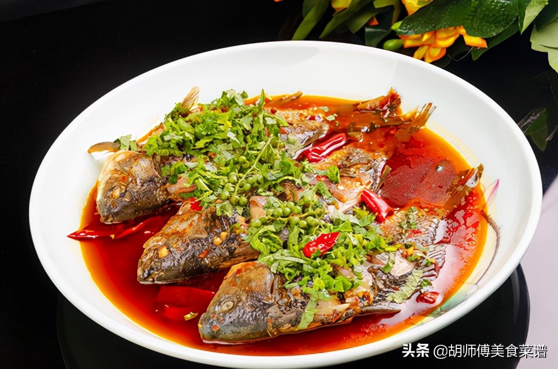 黑鱼去鱼线腥方法图解,鲈鱼去鱼线腥方法图解