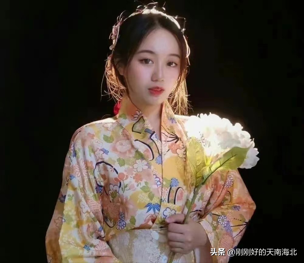 金玉其外败絮其中,钟小姐姐漂亮外表下内心是多么的丑陋