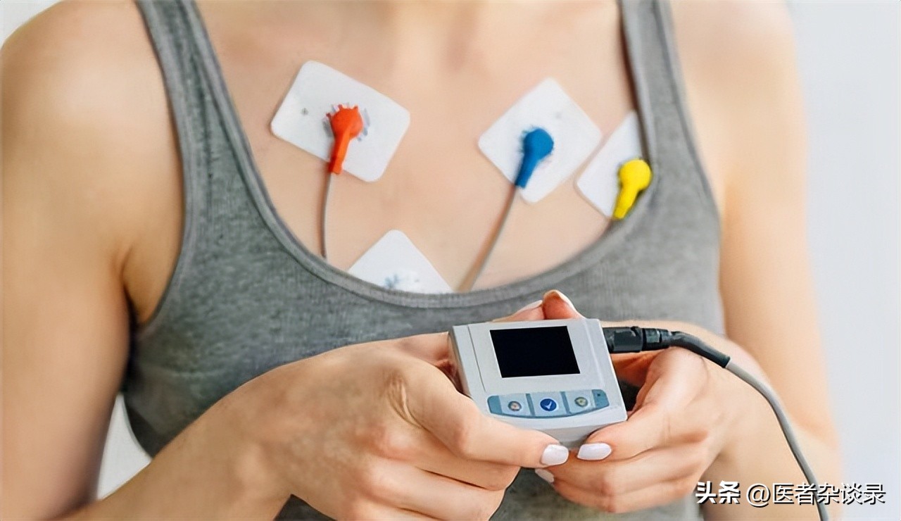 男子因腰痛入院,男子受伤住院