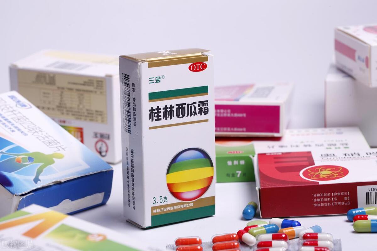 西瓜霜喷剂治疗口腔溃疡效果好吗,西瓜霜润喉片对口腔溃疡有效果吗