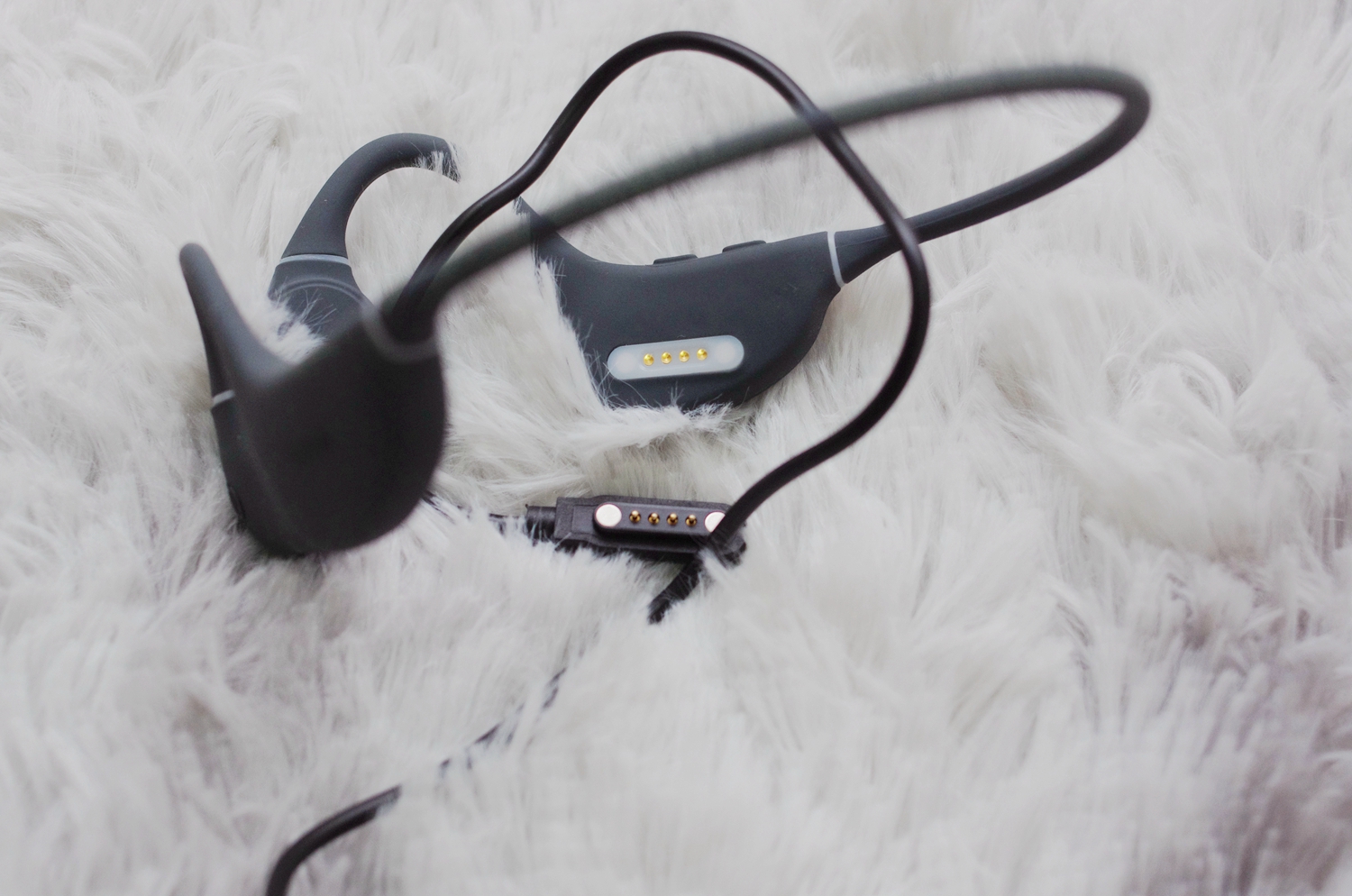 有容乃大的iPhone14Pro1T配件怎么买？超越“原厂”就对了