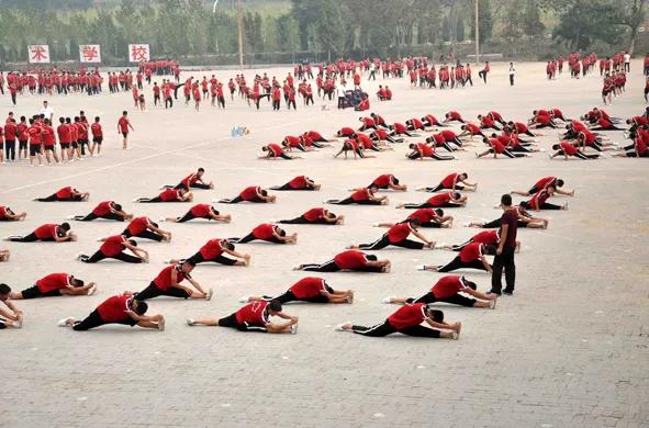 （二）贵州村BA的繁荣对比中国男篮、男足的更菜，问题出在哪里？