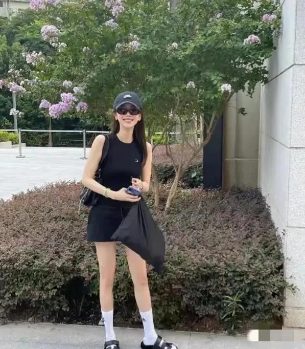 国足太太团的身材和颜值担当,国足太太团身材排行