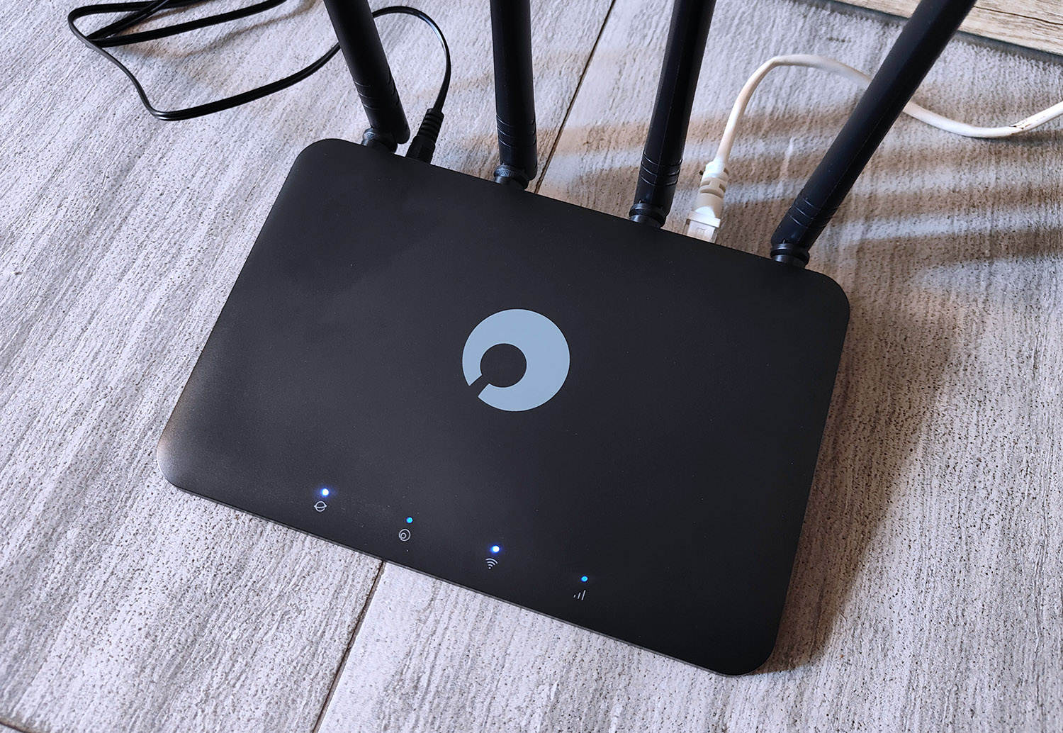 蒲公英x4和x4c路由器有什么区别,蒲公英x4路由器多少钱一台