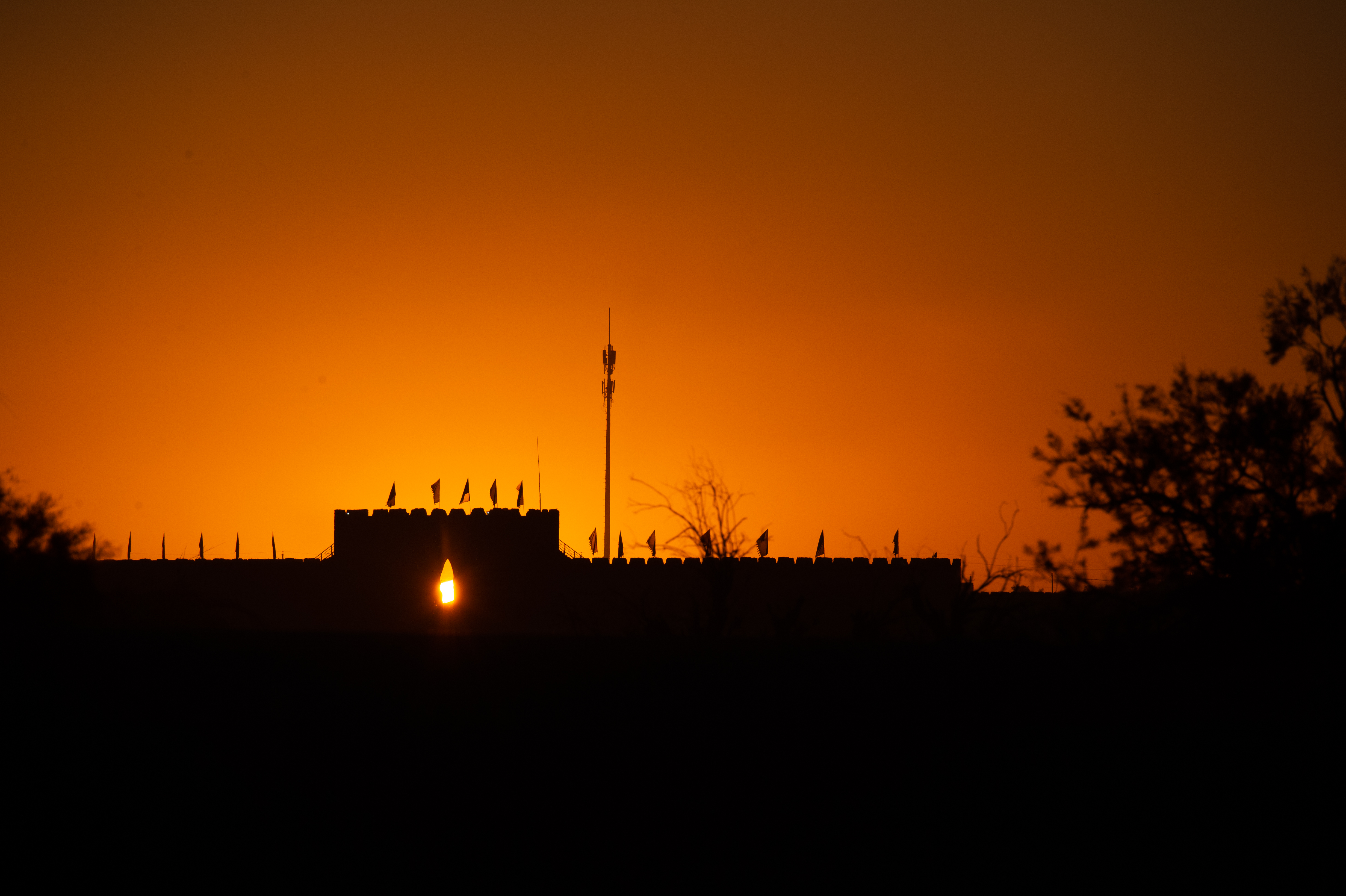 什么是raw格式和jpg格式,什么是raw格式拍摄