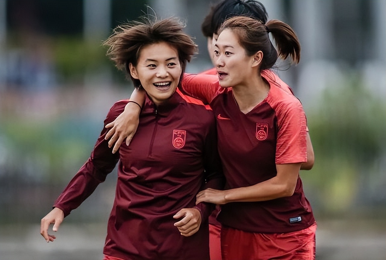 中国女足王霜惊呆外国人,中国女足王霜打破僵局