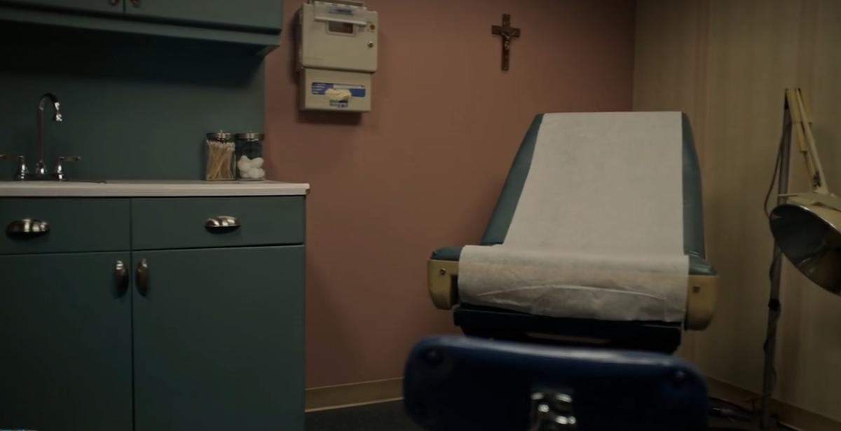 80年代，美国恶魔医生偷换精液，七年间让94名女性不知不觉怀孕