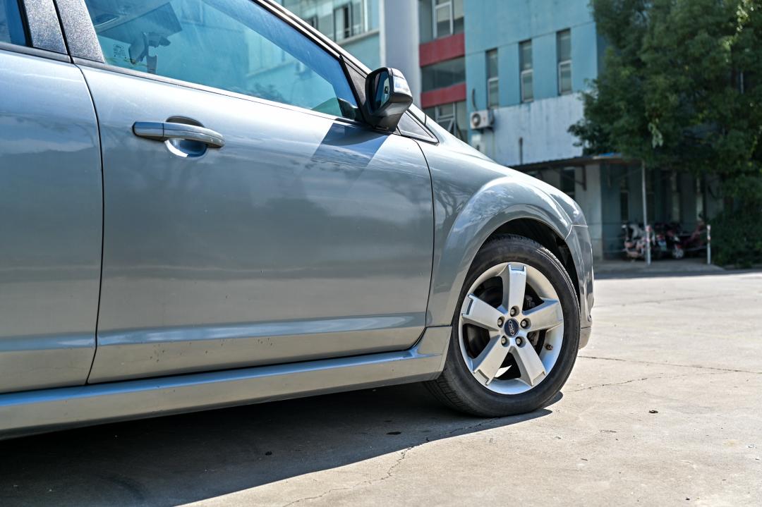 2.0手动挡车经典福克斯推荐,2万左右手动挡小钢炮福克斯