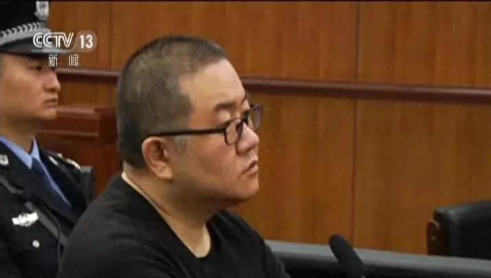 强奸+胸穿，真实的案例《扫黑风暴》想想都让人毛骨悚然