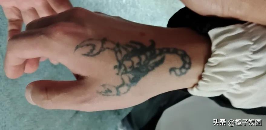 如何看待工厂拒招纹身员工,厂里不要有纹身的属于歧视吗