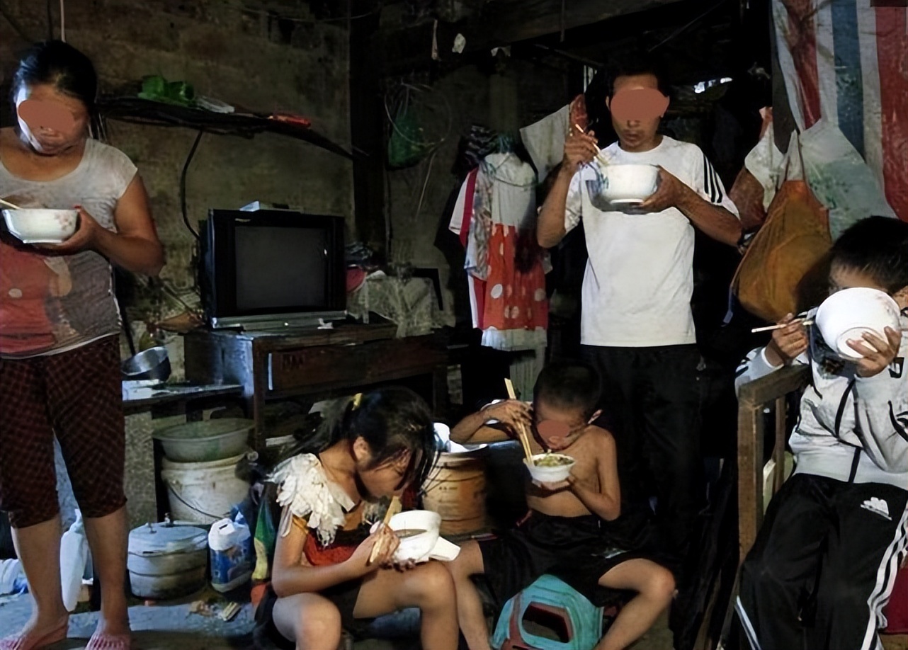 江西一对夫妻身亡留下8个小孩,江西夫妻洗澡时身亡留下8个孩子