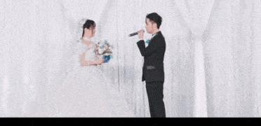 好甜，她嫁给自己的漫画主人公啦